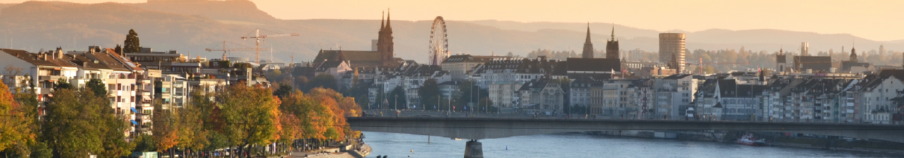 Foto: Luftaufnahme der Schweizer Stadt Basel.